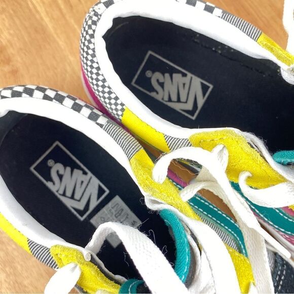 Vans Off The Wall Old Skool Juxtapoze Multicolor Lace Up Sneakers Youth Size 1 - Picture 10 of 11